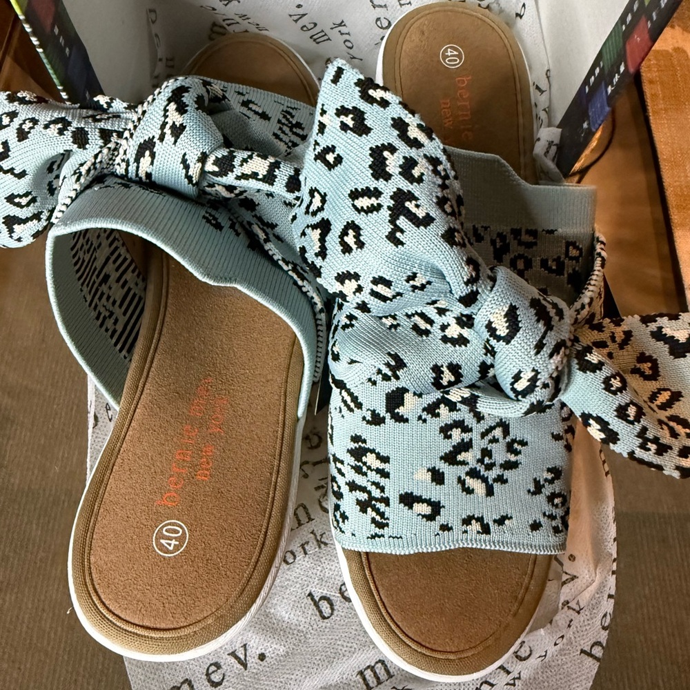 BERNIE MEV NY VENTI FREESIA BLUE LEOPARD PRINT LARGE BOW WEDGE HEEL - SIZE 40/9 - Picture 3 of 12
